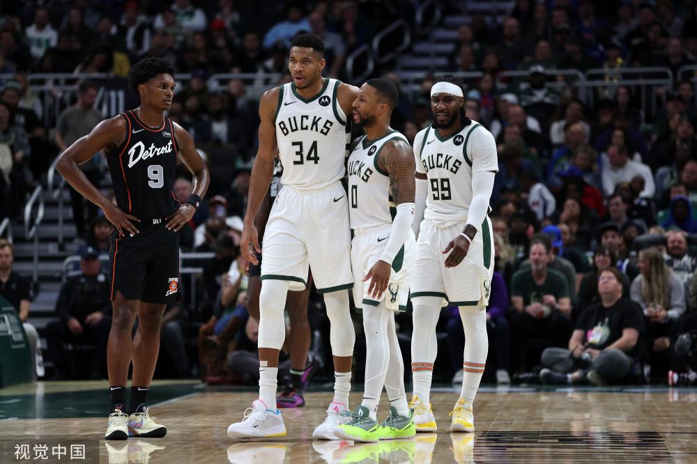 出进一步拉 出进一步拉