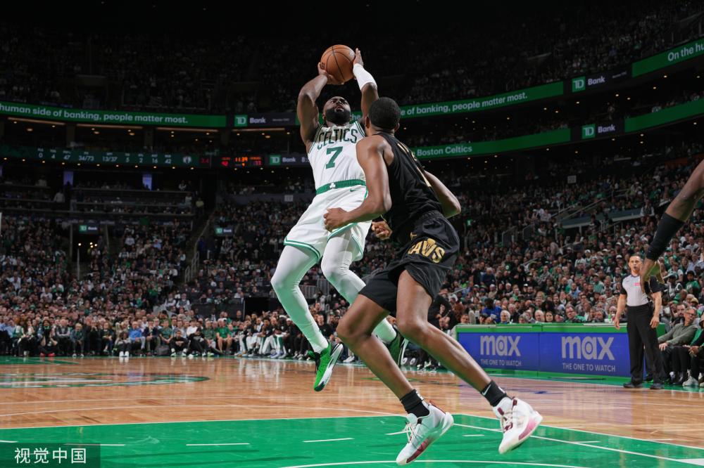 外比赛中屡 外比赛中屡